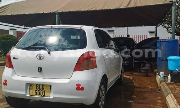 Buy Used Toyota Vitz White Car in Blantyre in Malawi Buy Used Toyota Vitz White Car in Blantyre in Malawi