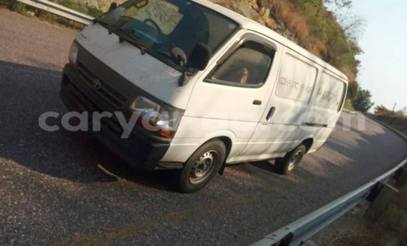 Buy Used Toyota Hiace White Car in Lilongwe in Malawi Buy Used Toyota Hiace White Car in Lilongwe in Malawi