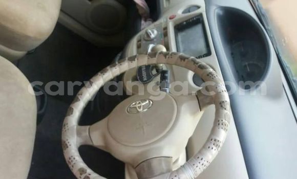 Buy Used Toyota Sienta Green Car in Lilongwe in Malawi Buy Used Toyota Sienta Green Car in Lilongwe in Malawi