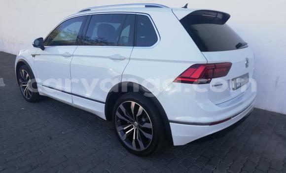 Nunua Ilio tumika Volkswagen Tiguan White Gari ndani ya Blantyre nchini Malawi Nunua Ilio tumika Volkswagen Tiguan White Gari ndani ya Blantyre nchini Malawi