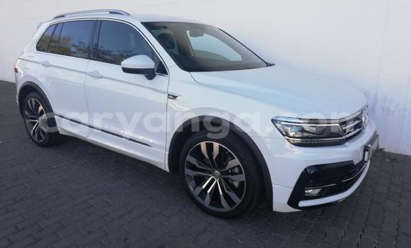 Nunua Ilio tumika Volkswagen Tiguan White Gari ndani ya Blantyre nchini Malawi Nunua Ilio tumika Volkswagen Tiguan White Gari ndani ya Blantyre nchini Malawi