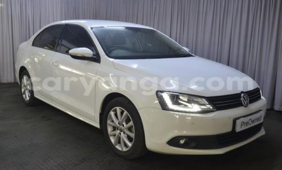 Nunua Ilio tumika Volkswagen Jetta White Gari ndani ya Lilongwe nchini Malawi