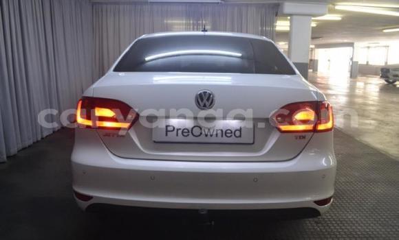 Nunua Ilio tumika Volkswagen Jetta White Gari ndani ya Lilongwe nchini Malawi Nunua Ilio tumika Volkswagen Jetta White Gari ndani ya Lilongwe nchini Malawi