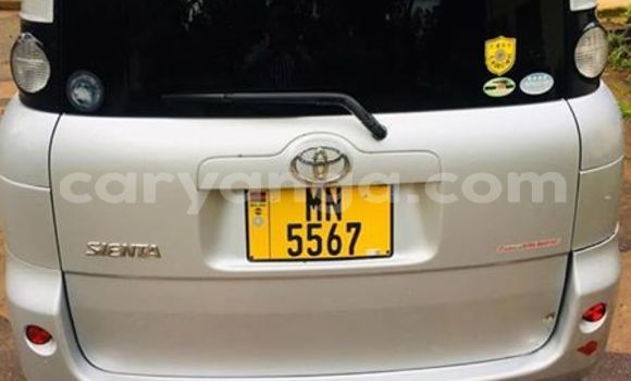 Buy Used Toyota Sienta Silver Car in Lilongwe in Malawi Buy Used Toyota Sienta Silver Car in Lilongwe in Malawi