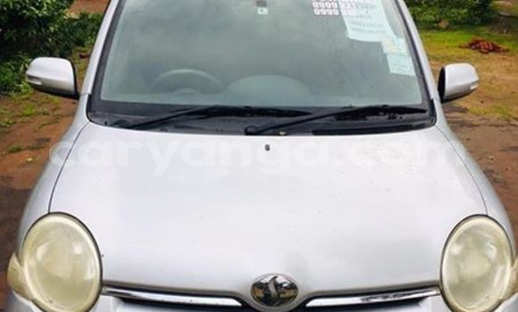 Buy Used Toyota Sienta Silver Car in Lilongwe in Malawi Buy Used Toyota Sienta Silver Car in Lilongwe in Malawi