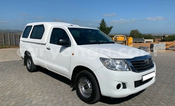 Buy Used Toyota Hilux White Car in Balaka in Balaka Buy Used Toyota Hilux White Car in Balaka in Balaka