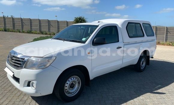 Buy Used Toyota Hilux White Car in Balaka in Balaka Buy Used Toyota Hilux White Car in Balaka in Balaka