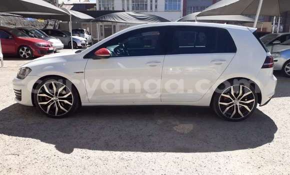 Buy Used Volkswagen Golf R White Car in Balaka in Balaka