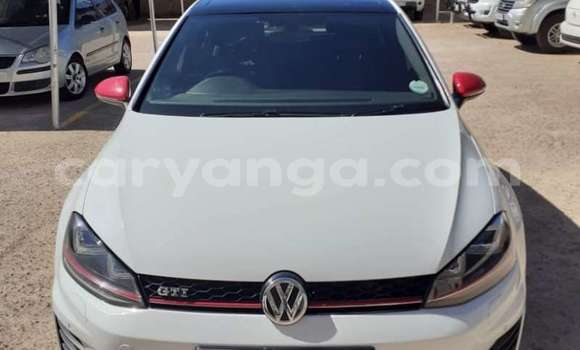 Buy Used Volkswagen Golf R White Car in Balaka in Balaka Buy Used Volkswagen Golf R White Car in Balaka in Balaka
