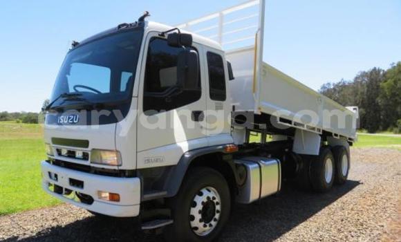 Buy Used Isuzu FTR 850 White Truck in Lilongwe in Malawi Buy Used Isuzu FTR 850 White Truck in Lilongwe in Malawi