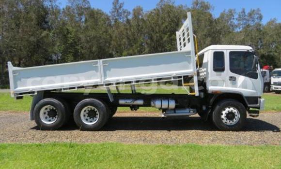 Buy Used Isuzu FTR 850 White Truck in Lilongwe in Malawi Buy Used Isuzu FTR 850 White Truck in Lilongwe in Malawi