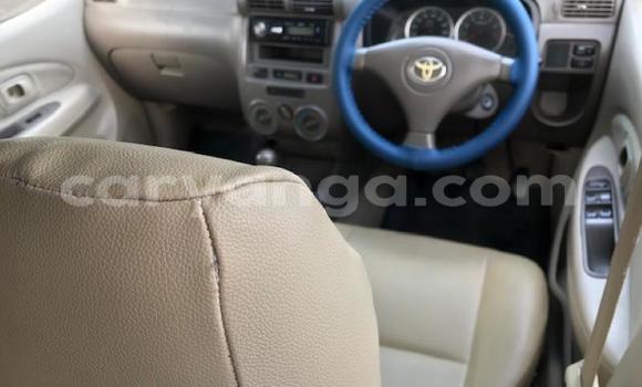 Nunua Ilio tumika Toyota Avanza Blue Gari ndani ya Lilongwe nchini Malawi Nunua Ilio tumika Toyota Avanza Blue Gari ndani ya Lilongwe nchini Malawi