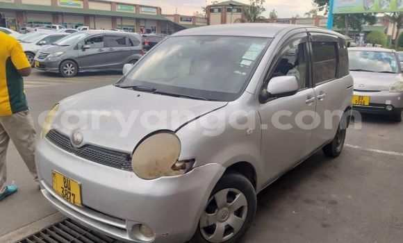 Acheter Occasion Voiture Toyota Sienta Gris à Blantyre, Malawi Acheter Occasion Voiture Toyota Sienta Gris à Blantyre, Malawi
