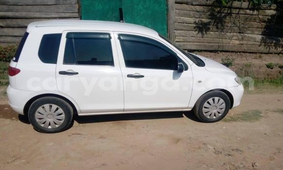 Acheter Occasion Voiture Mazda Demio Blanc à Blantyre, Malawi Acheter Occasion Voiture Mazda Demio Blanc à Blantyre, Malawi