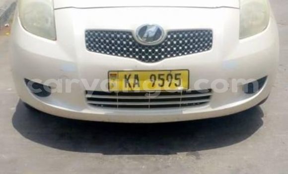 Acheter Occasion Voiture Toyota Vitz Beige à Blantyre, Malawi Acheter Occasion Voiture Toyota Vitz Beige à Blantyre, Malawi