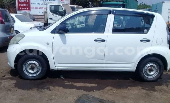 Acheter Occasion Voiture Toyota Passo Blanc à Blantyre, Malawi Acheter Occasion Voiture Toyota Passo Blanc à Blantyre, Malawi