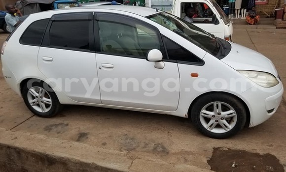 Nunua Ilio tumika Mitsubishi Colt White Gari ndani ya Blantyre nchini Malawi Nunua Ilio tumika Mitsubishi Colt White Gari ndani ya Blantyre nchini Malawi