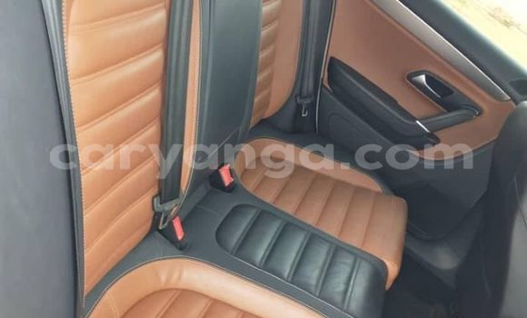 Nunua Ilio tumika Volkswagen Passat White Gari ndani ya Blantyre nchini Malawi Nunua Ilio tumika Volkswagen Passat White Gari ndani ya Blantyre nchini Malawi