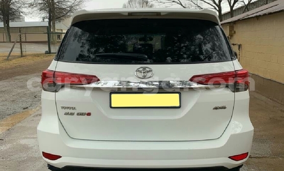 Buy Used Toyota Fortuner White Car in Lilongwe in Malawi Buy Used Toyota Fortuner White Car in Lilongwe in Malawi