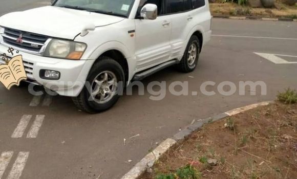 Acheter Occasion Voiture Mitsubishi Pajero Blanc à Blantyre, Malawi Acheter Occasion Voiture Mitsubishi Pajero Blanc à Blantyre, Malawi