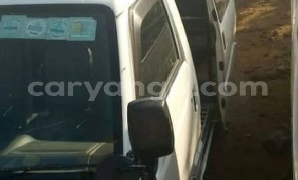 Acheter Occasion Voiture Mazda Bongo Blanc à Blantyre, Malawi Acheter Occasion Voiture Mazda Bongo Blanc à Blantyre, Malawi