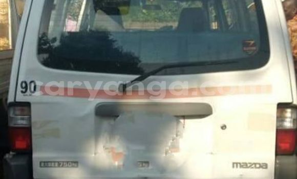 Acheter Occasion Voiture Mazda Bongo Blanc à Blantyre, Malawi Acheter Occasion Voiture Mazda Bongo Blanc à Blantyre, Malawi