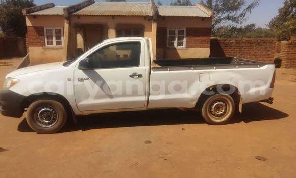 Acheter Occasion Voiture Toyota Hilux Blanc à Blantyre, Malawi Acheter Occasion Voiture Toyota Hilux Blanc à Blantyre, Malawi
