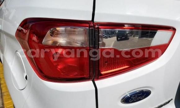 Nunua Ilio tumika Ford EcoSport White Gari ndani ya Blantyre nchini Malawi Nunua Ilio tumika Ford EcoSport White Gari ndani ya Blantyre nchini Malawi