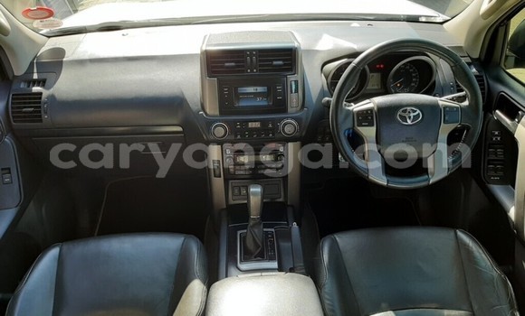 Nunua Ilio tumika Toyota Prado Silver Gari ndani ya Blantyre nchini Malawi Nunua Ilio tumika Toyota Prado Silver Gari ndani ya Blantyre nchini Malawi