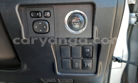 Nunua Ilio tumika Toyota Prado Silver Gari ndani ya Blantyre nchini Malawi Nunua Ilio tumika Toyota Prado Silver Gari ndani ya Blantyre nchini Malawi