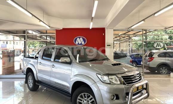 Nunua Ilio tumika Toyota Hilux Silver Gari ndani ya Blantyre nchini Malawi Nunua Ilio tumika Toyota Hilux Silver Gari ndani ya Blantyre nchini Malawi