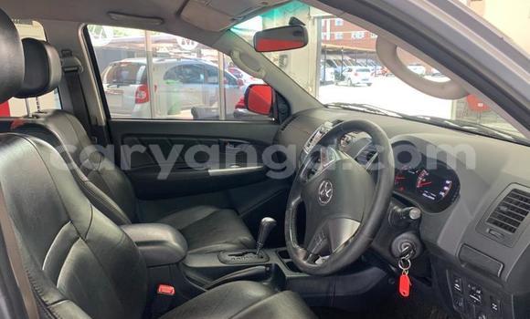 Nunua Ilio tumika Toyota Hilux Silver Gari ndani ya Blantyre nchini Malawi Nunua Ilio tumika Toyota Hilux Silver Gari ndani ya Blantyre nchini Malawi