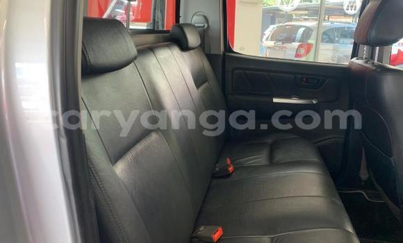 Nunua Ilio tumika Toyota Hilux Silver Gari ndani ya Blantyre nchini Malawi Nunua Ilio tumika Toyota Hilux Silver Gari ndani ya Blantyre nchini Malawi