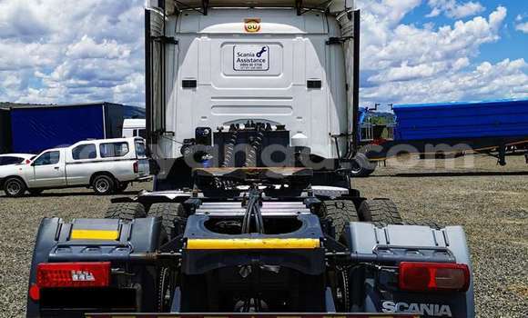 Nunua Ilio tumika Scania R420 White Lori ndani ya Blantyre nchini Malawi Nunua Ilio tumika Scania R420 White Lori ndani ya Blantyre nchini Malawi
