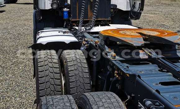 Nunua Ilio tumika Scania R420 White Lori ndani ya Blantyre nchini Malawi Nunua Ilio tumika Scania R420 White Lori ndani ya Blantyre nchini Malawi