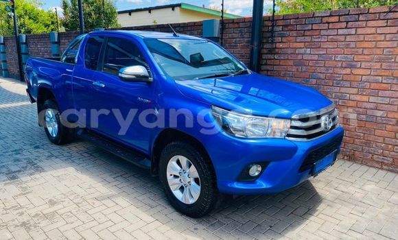 Nunua Ilio tumika Toyota Hilux Blue Gari ndani ya Blantyre nchini Malawi Nunua Ilio tumika Toyota Hilux Blue Gari ndani ya Blantyre nchini Malawi