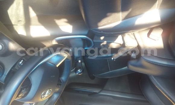 Nunua Ilio tumika Toyota Hilux White Gari ndani ya Blantyre nchini Malawi Nunua Ilio tumika Toyota Hilux White Gari ndani ya Blantyre nchini Malawi