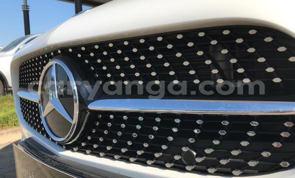 Nunua Ilio tumika Mercedes‒Benz A–Class White Gari ndani ya Blantyre nchini Malawi Nunua Ilio tumika Mercedes‒Benz A–Class White Gari ndani ya Blantyre nchini Malawi
