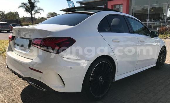 Nunua Ilio tumika Mercedes‒Benz A–Class White Gari ndani ya Blantyre nchini Malawi Nunua Ilio tumika Mercedes‒Benz A–Class White Gari ndani ya Blantyre nchini Malawi