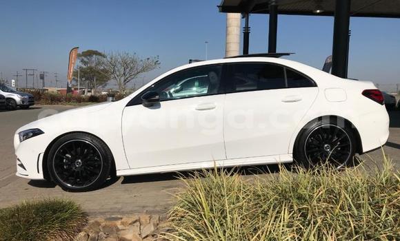 Nunua Ilio tumika Mercedes‒Benz A–Class White Gari ndani ya Blantyre nchini Malawi Nunua Ilio tumika Mercedes‒Benz A–Class White Gari ndani ya Blantyre nchini Malawi