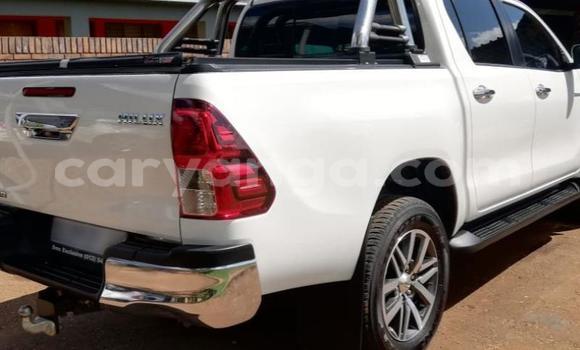 Nunua Ilio tumika Toyota Hilux White Gari ndani ya Blantyre nchini Malawi Nunua Ilio tumika Toyota Hilux White Gari ndani ya Blantyre nchini Malawi