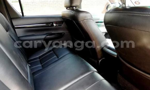 Nunua Ilio tumika Toyota Hilux White Gari ndani ya Blantyre nchini Malawi Nunua Ilio tumika Toyota Hilux White Gari ndani ya Blantyre nchini Malawi