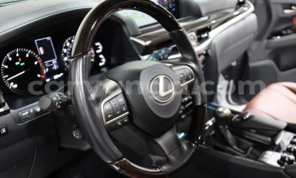 Buy Used Toyota 4Runner White Car in Chiradzulu in Chiradzulu