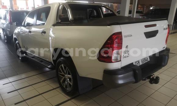 Nunua Ilio tumika Toyota Hilux White Gari ndani ya Blantyre nchini Malawi Nunua Ilio tumika Toyota Hilux White Gari ndani ya Blantyre nchini Malawi