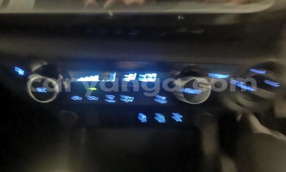 Nunua Ilio tumika Toyota Hilux White Gari ndani ya Blantyre nchini Malawi Nunua Ilio tumika Toyota Hilux White Gari ndani ya Blantyre nchini Malawi