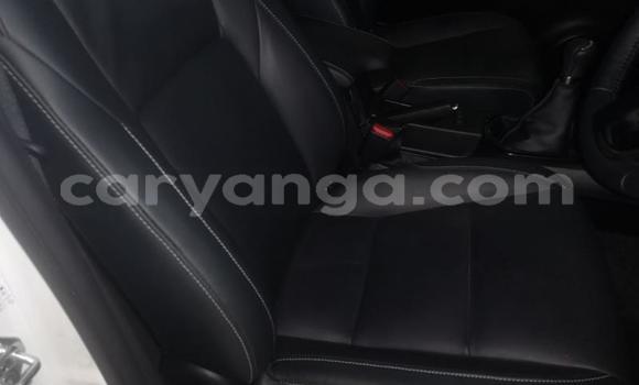 Nunua Ilio tumika Toyota Hilux White Gari ndani ya Blantyre nchini Malawi Nunua Ilio tumika Toyota Hilux White Gari ndani ya Blantyre nchini Malawi