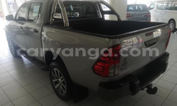 Nunua Ilio tumika Toyota Hilux Silver Gari ndani ya Chikwawa nchini Chikwawa Nunua Ilio tumika Toyota Hilux Silver Gari ndani ya Chikwawa nchini Chikwawa
