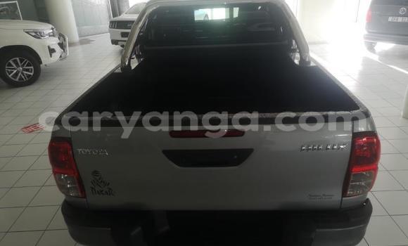 Nunua Ilio tumika Toyota Hilux Silver Gari ndani ya Chikwawa nchini Chikwawa Nunua Ilio tumika Toyota Hilux Silver Gari ndani ya Chikwawa nchini Chikwawa