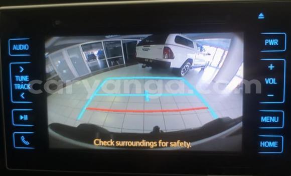 Nunua Ilio tumika Toyota Hilux Silver Gari ndani ya Chikwawa nchini Chikwawa Nunua Ilio tumika Toyota Hilux Silver Gari ndani ya Chikwawa nchini Chikwawa