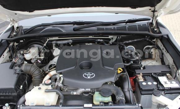 Acheter Occasion Voiture Toyota Hilux Blanc à Blantyre, Malawi Acheter Occasion Voiture Toyota Hilux Blanc à Blantyre, Malawi